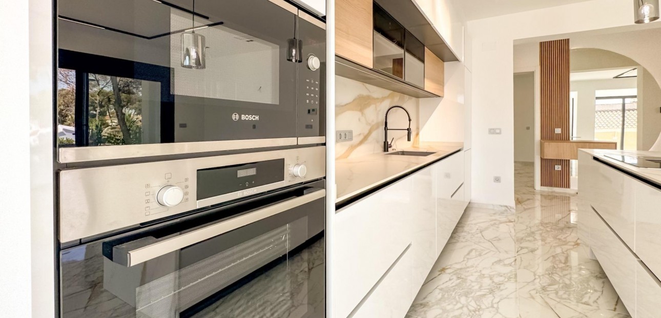 Venta - Villa -
Torrevieja - Los balcones