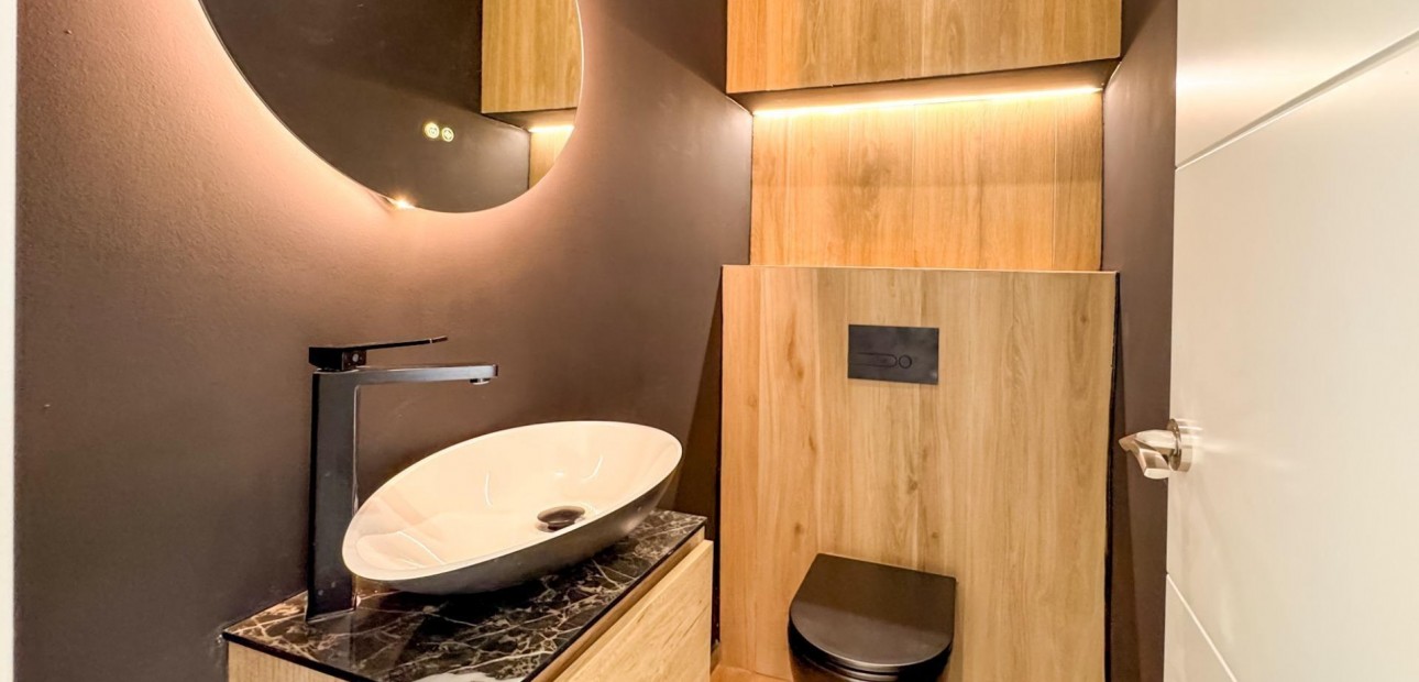 Venta - Villa -
Torrevieja - Los balcones