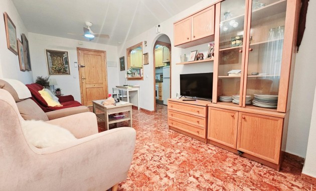 Sale - Apartment / flat -
Torrevieja - Centro