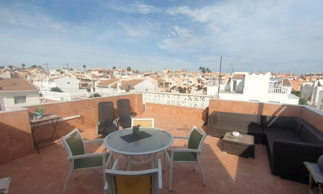 Herverkoop - Appartement / flat -
Torrevieja - Los Frutales