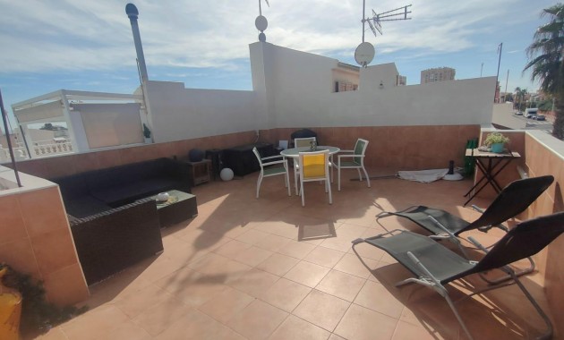 Herverkoop - Appartement / flat -
Torrevieja - Los Frutales