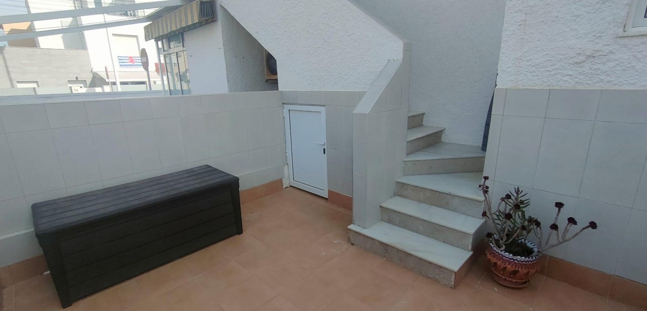 Herverkoop - Appartement / flat -
Torrevieja - Los Frutales