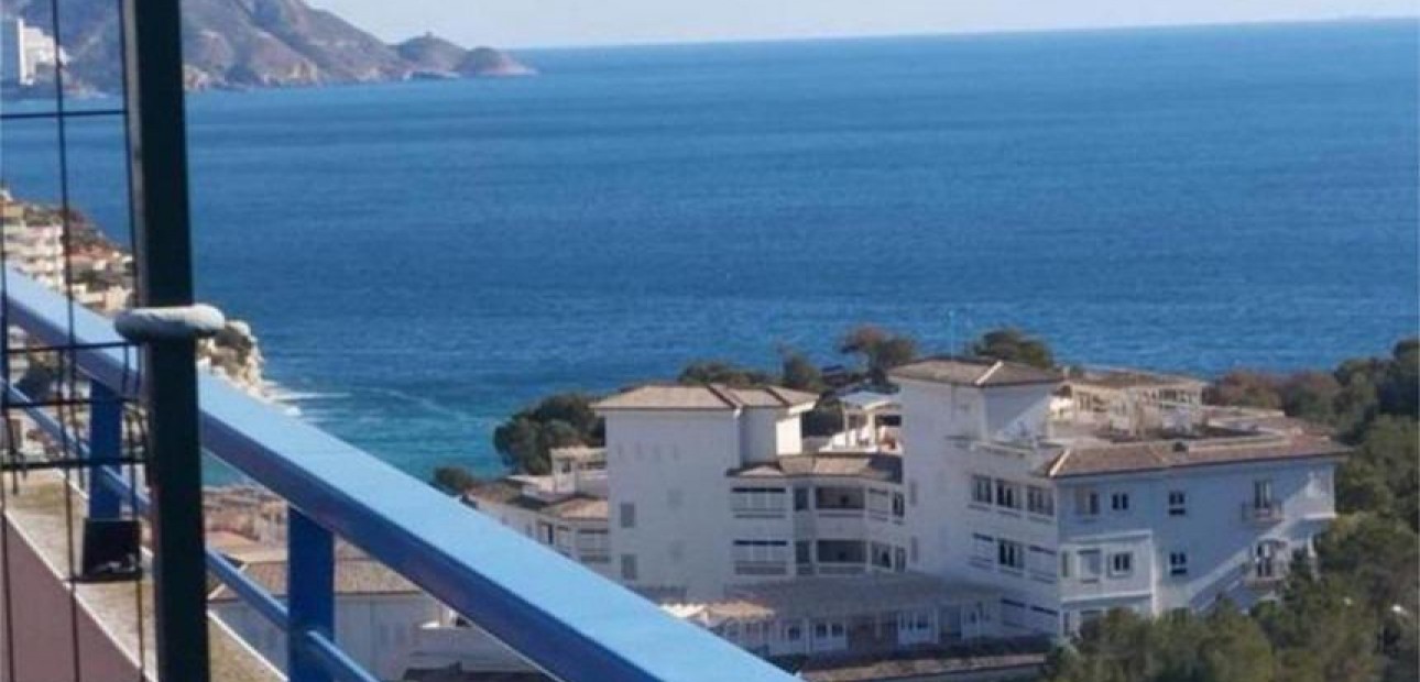 Herverkoop - Penthouse -
Villajoyosa - Cala Villajoyosa