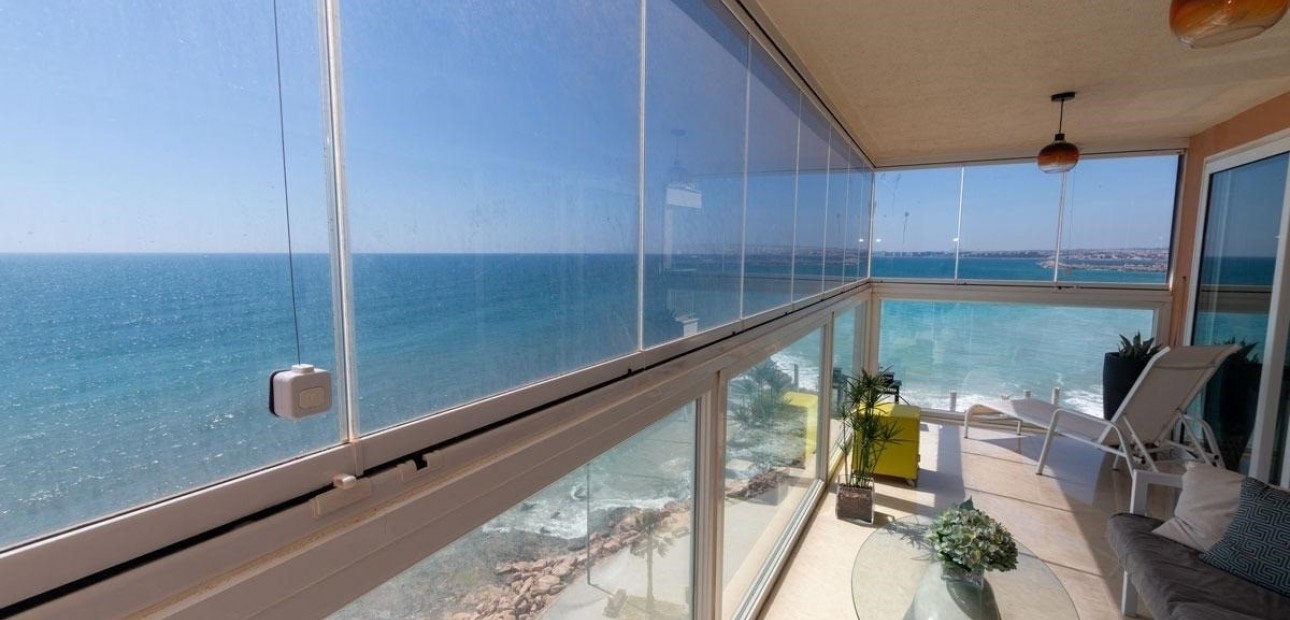 Sale - Apartment / flat -
Torrevieja - Playa Del Cura