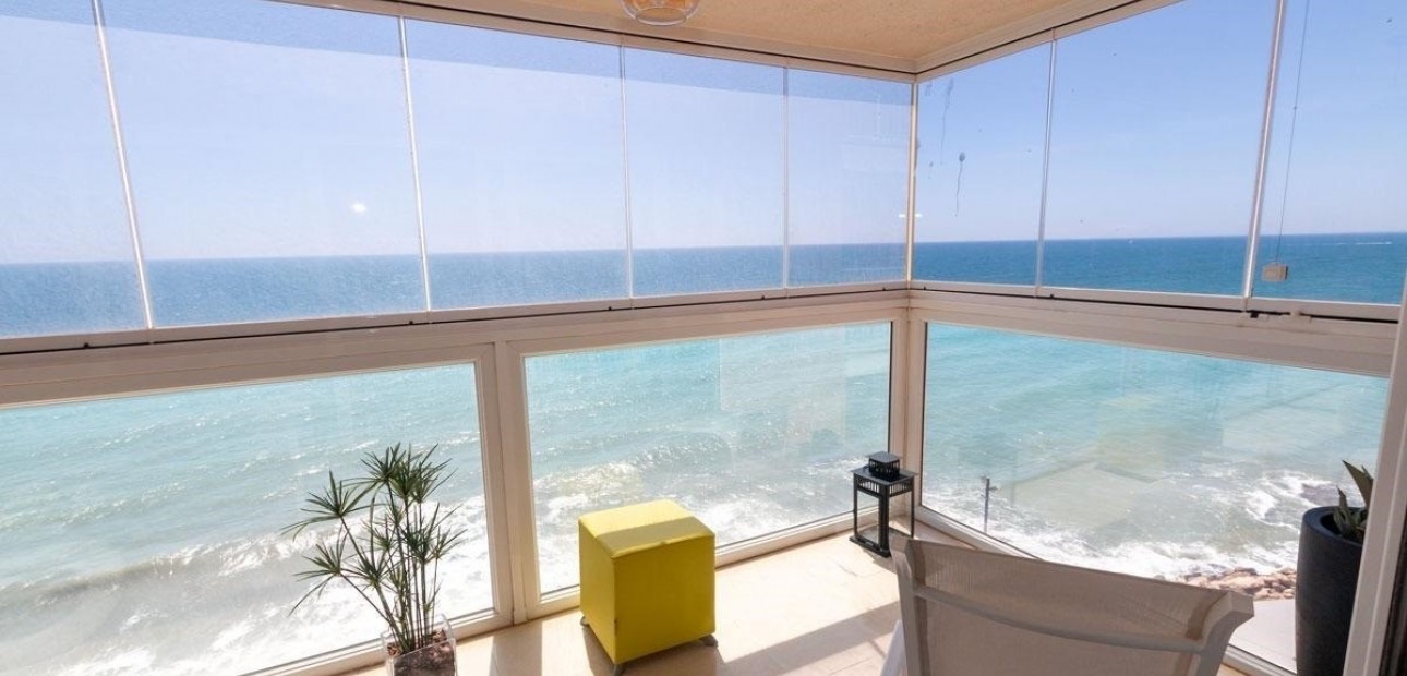 Sale - Apartment / flat -
Torrevieja - Playa Del Cura