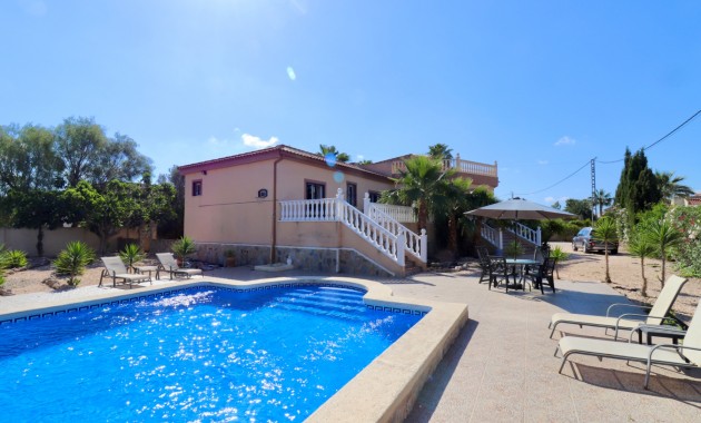 Herverkoop - Country Property -
Catral