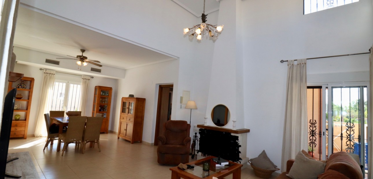 Herverkoop - Country Property -
Catral