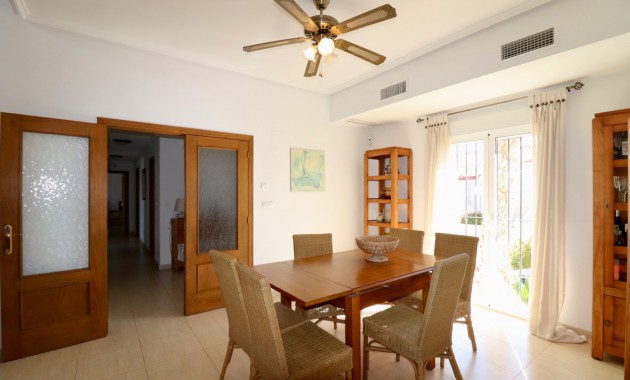 Herverkoop - Country Property -
Catral