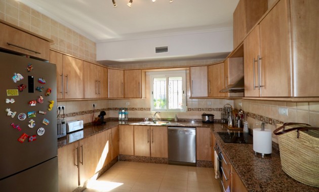 Herverkoop - Country Property -
Catral