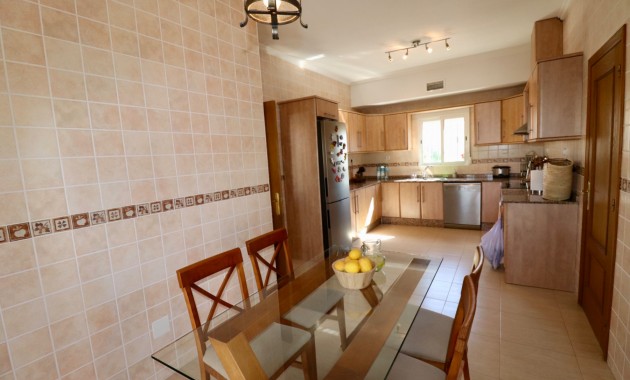 Herverkoop - Country Property -
Catral