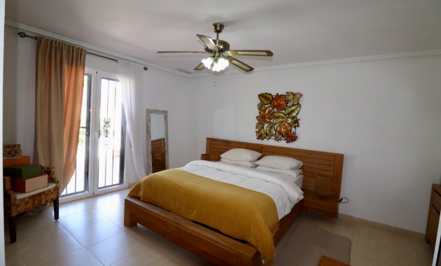 Herverkoop - Country Property -
Catral