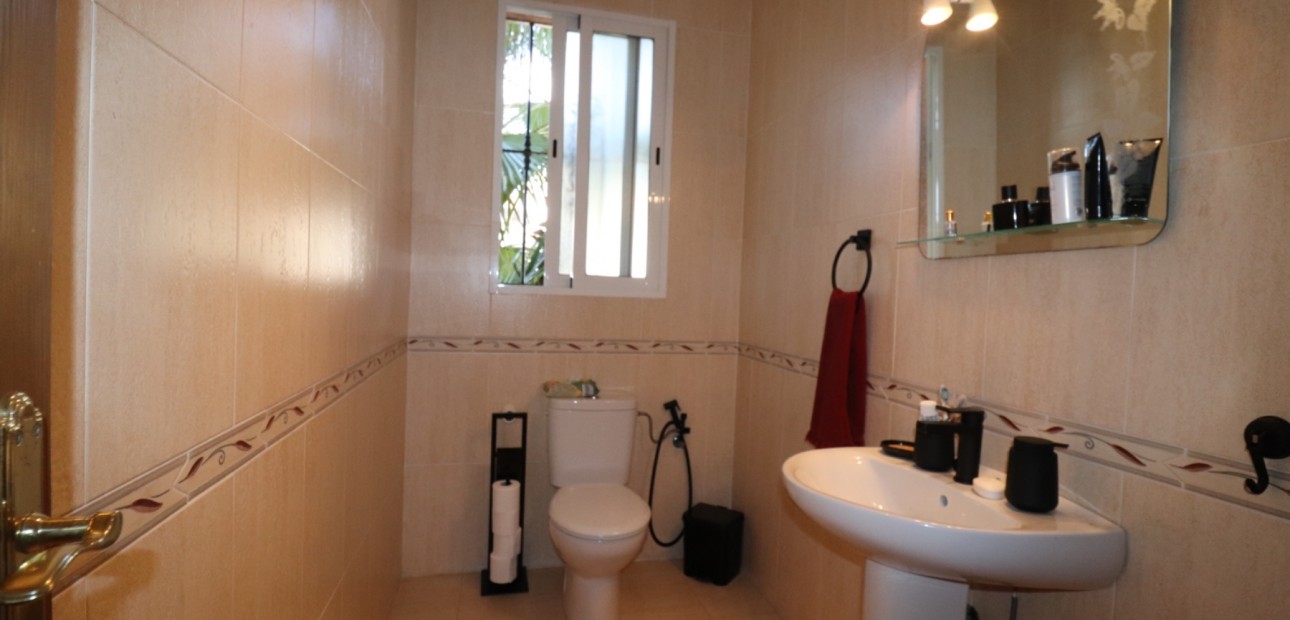 Herverkoop - Country Property -
Catral