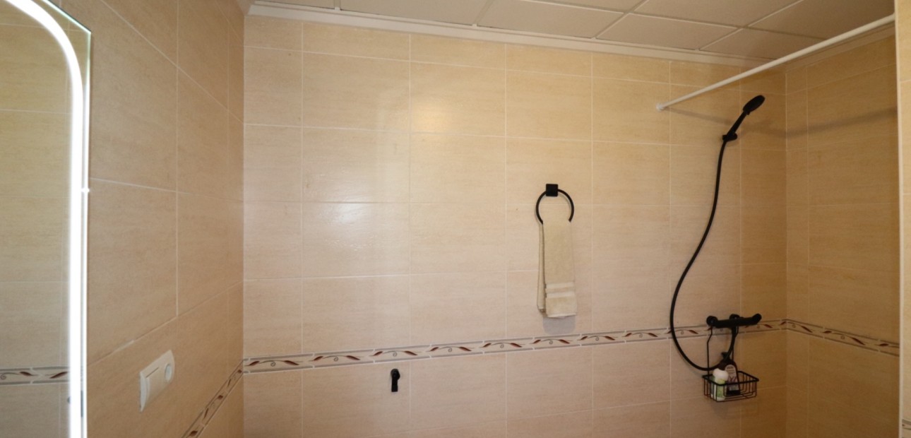 Herverkoop - Country Property -
Catral