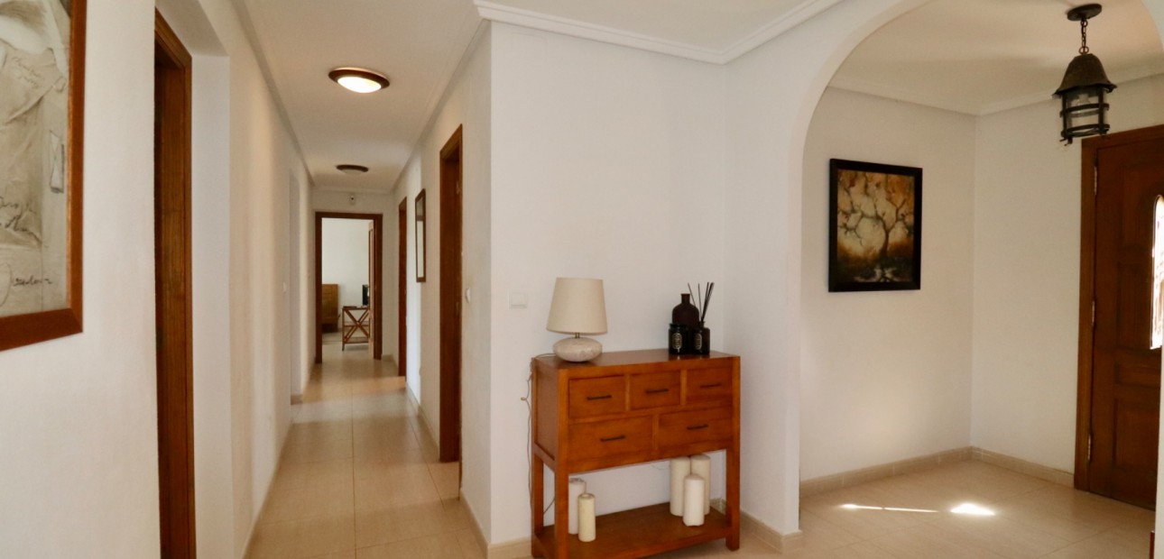 Herverkoop - Country Property -
Catral