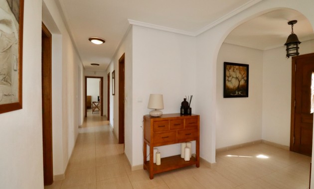 Herverkoop - Country Property -
Catral