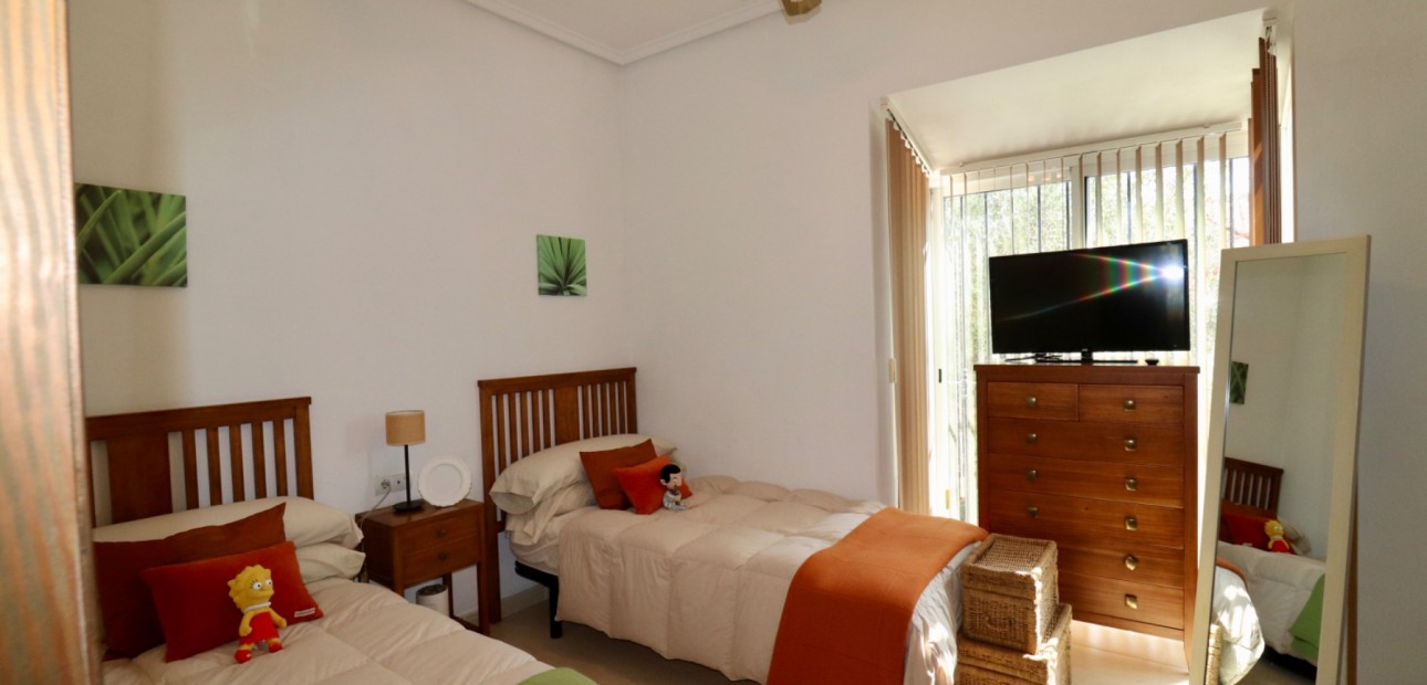 Herverkoop - Country Property -
Catral