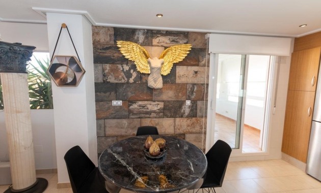 Sale - Apartment / flat -
Orihuela Costa - Los Dolses