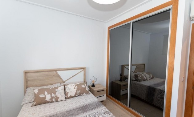 Sale - Apartment / flat -
Orihuela Costa - Los Dolses