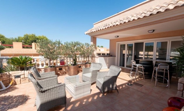 Sale - Apartment / flat -
Orihuela Costa - Los Dolses
