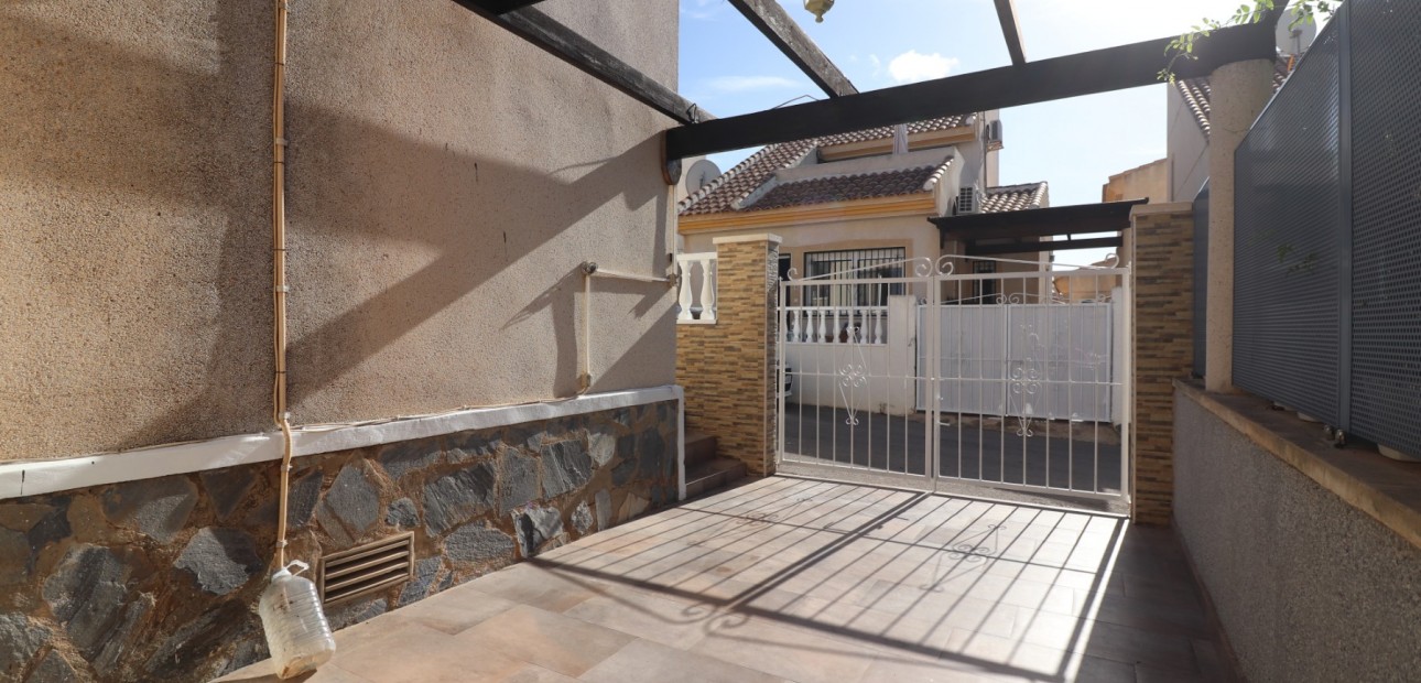 Sale - Detached Villa -
Ciudad Quesada - Ciudad Quesada - Town