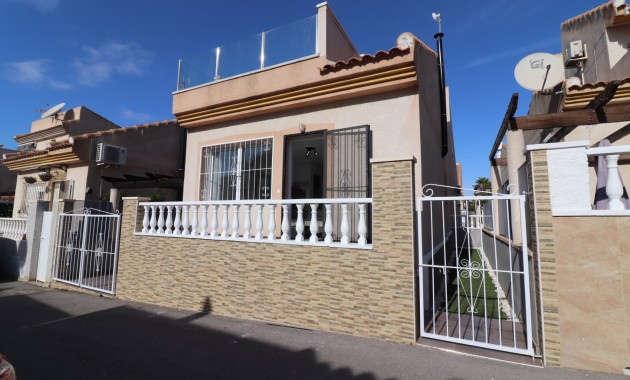 Sale - Detached Villa -
Ciudad Quesada - Ciudad Quesada - Town