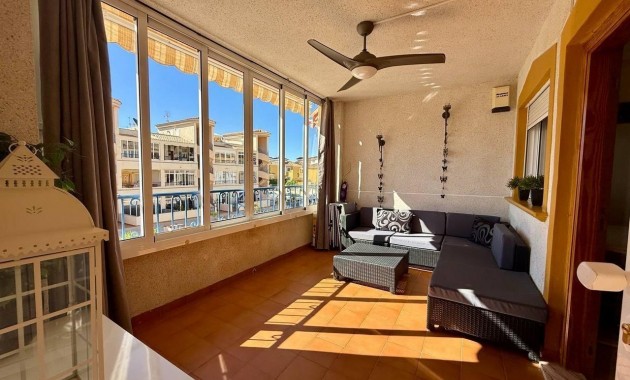 Sale - Apartment / flat -
Orihuela - Los Balcones Y los Altos