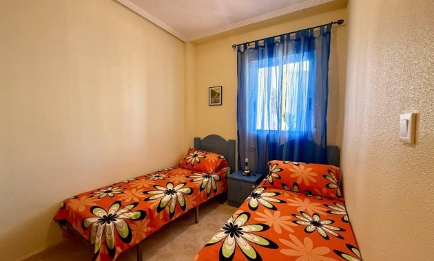 Sale - Apartment / flat -
Orihuela - Los Balcones Y los Altos