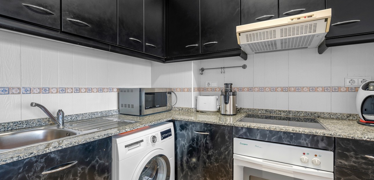 Sale - Apartment / flat -
Almoradi - Almoradi - Town