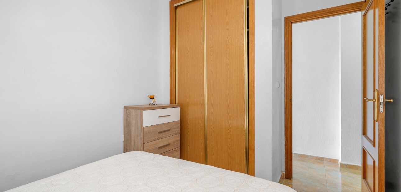 Sale - Apartment / flat -
Almoradi - Almoradi - Town