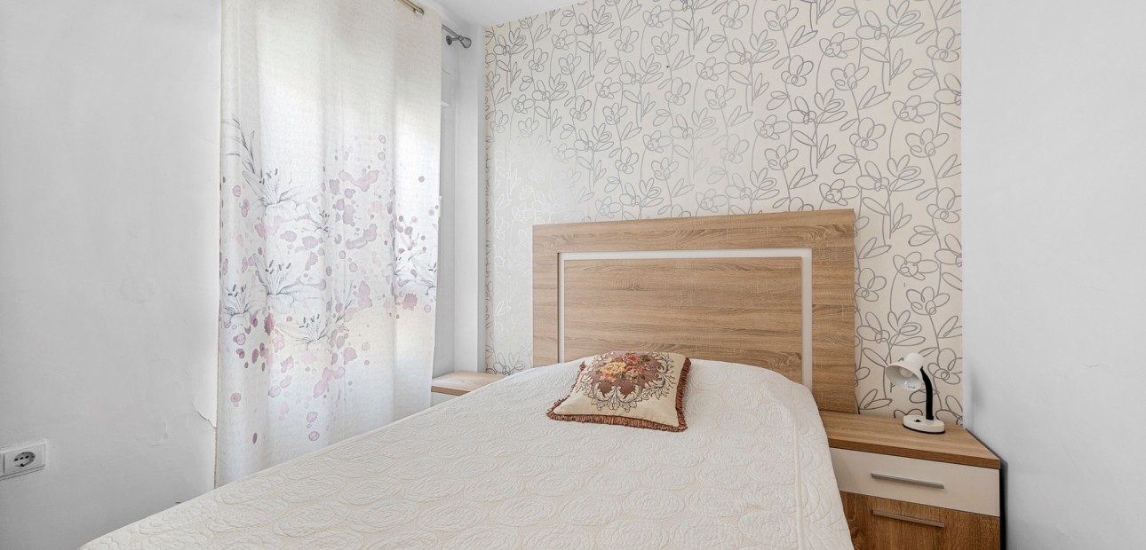 Sale - Apartment / flat -
Almoradi - Almoradi - Town