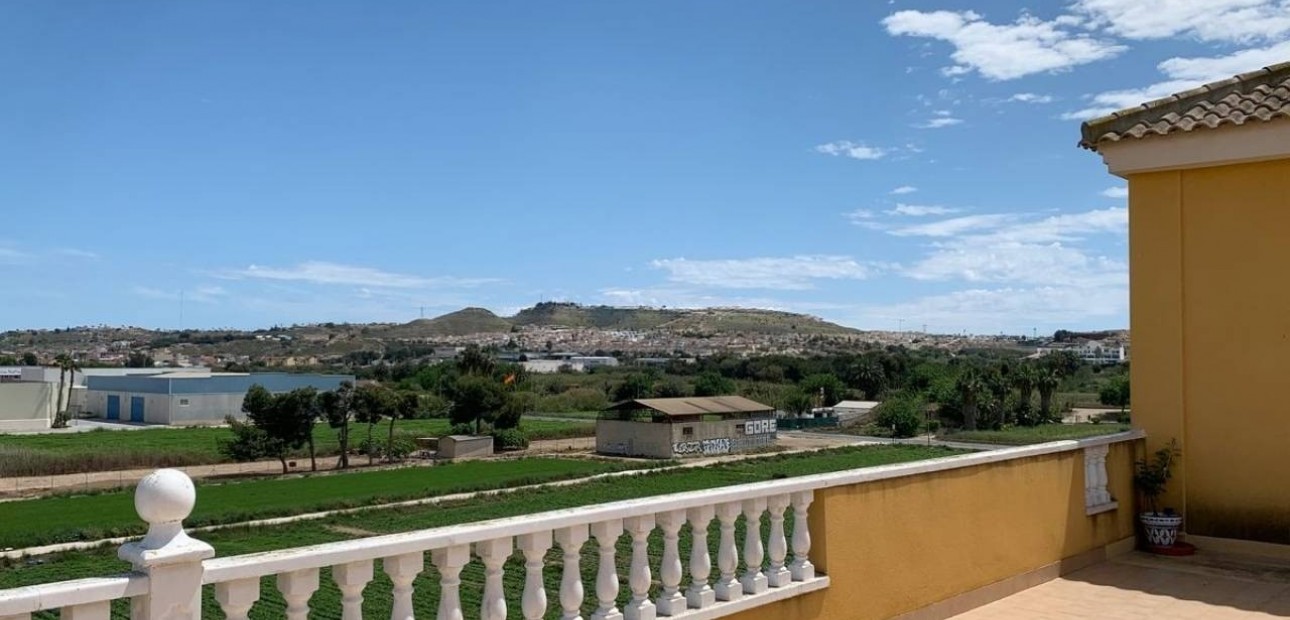 Sale - Apartment / flat -
Formentera del Segura - Formentera - Village