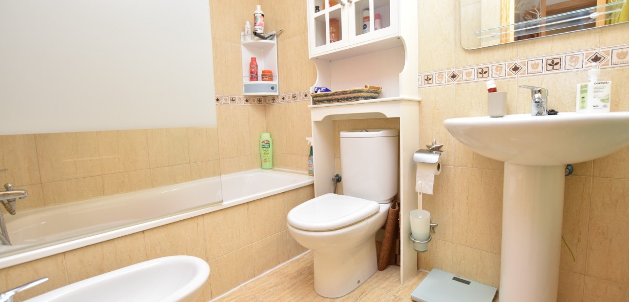 Sale - Apartment / flat -
Formentera del Segura - Formentera - Village