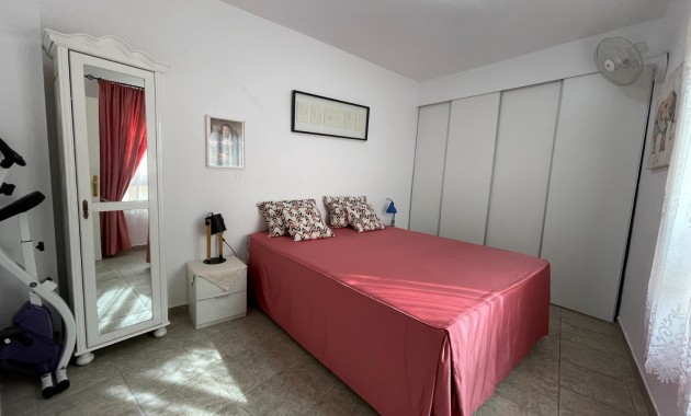 Sale - Apartment / flat -
Almoradi - Almoradi - Town