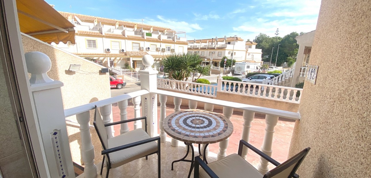 Sale - Apartment / flat -
Algorfa - Montemar