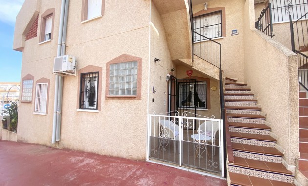 Sale - Apartment / flat -
Algorfa - Montemar