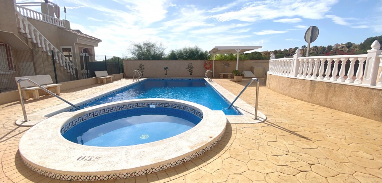 Sale - Apartment / flat -
Algorfa - Montemar