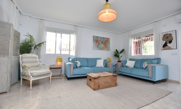 Sale - Townhouse -
Ciudad Quesada - Doña Pepa