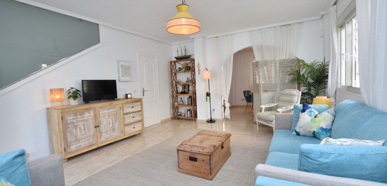 Sale - Townhouse -
Ciudad Quesada - Doña Pepa