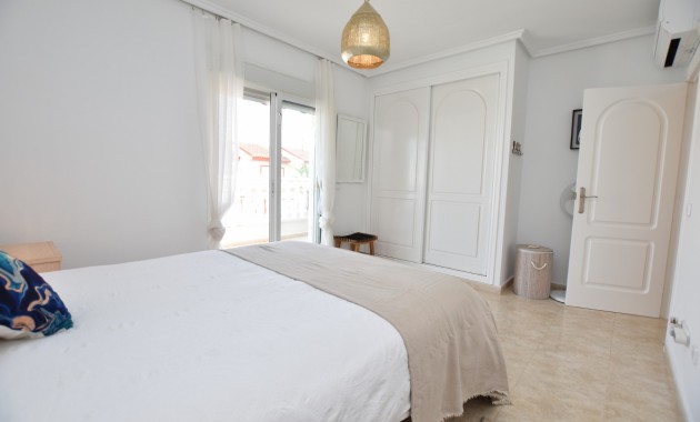 Sale - Townhouse -
Ciudad Quesada - Doña Pepa