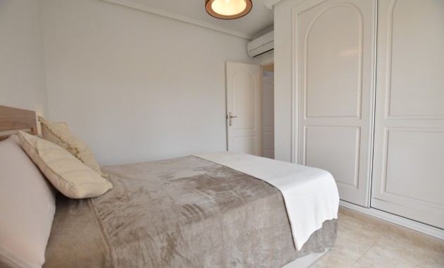 Sale - Townhouse -
Ciudad Quesada - Doña Pepa