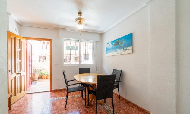 Sale - Terraced house -
Orihuela Costa - Playa Flamenca