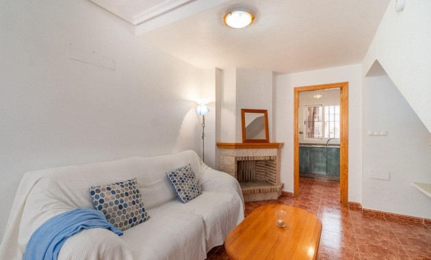 Sale - Terraced house -
Orihuela Costa - Playa Flamenca