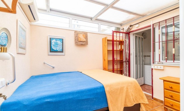 Sale - Terraced house -
Orihuela Costa - Playa Flamenca