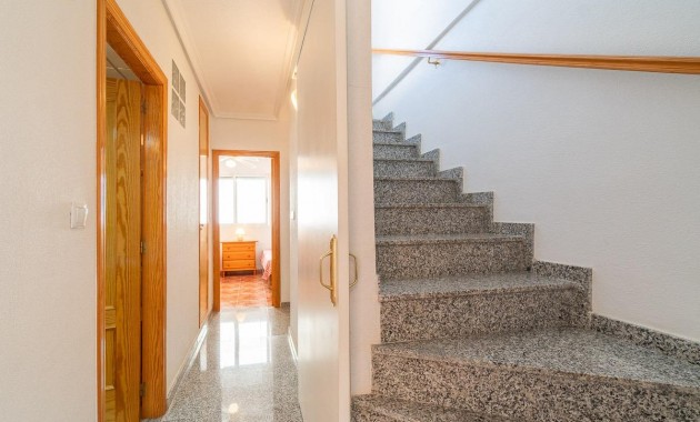 Sale - Terraced house -
Orihuela Costa - Playa Flamenca