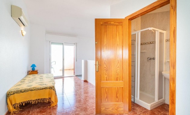 Sale - Terraced house -
Orihuela Costa - Playa Flamenca