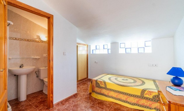 Sale - Terraced house -
Orihuela Costa - Playa Flamenca