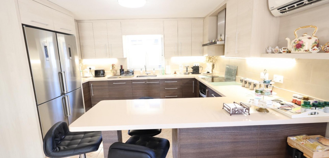 Sale - Villa -
Torrevieja - Los Balcones - Los Altos del Edén