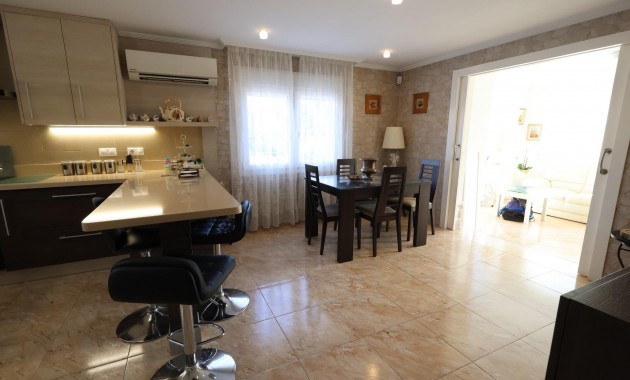 Sale - Villa -
Torrevieja - Los Balcones - Los Altos del Edén