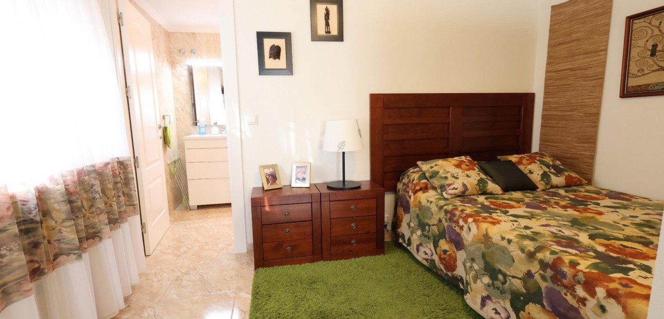 Sale - Villa -
Torrevieja - Los Balcones - Los Altos del Edén