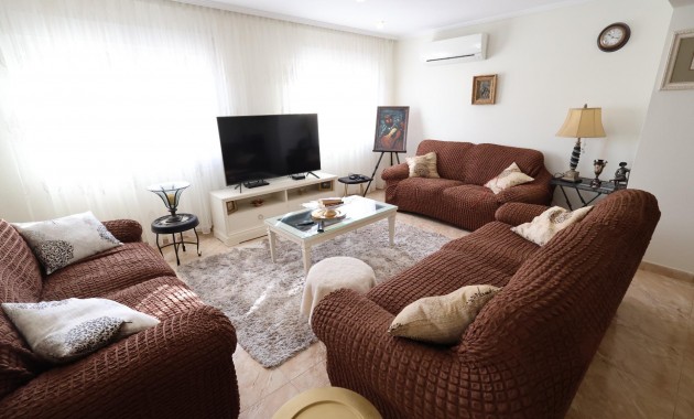 Sale - Villa -
Torrevieja - Los Balcones - Los Altos del Edén